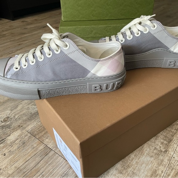 Burberry Jack check low-top sneakers, size 39, color: grey, multi - Picture 8 of 8